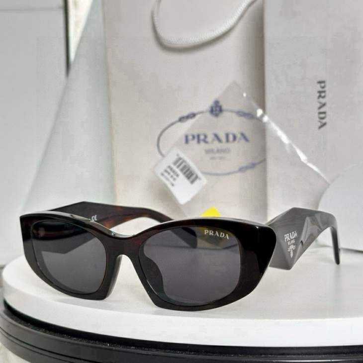 Picture of Prada Sunglasses _SKUfw77644318fw